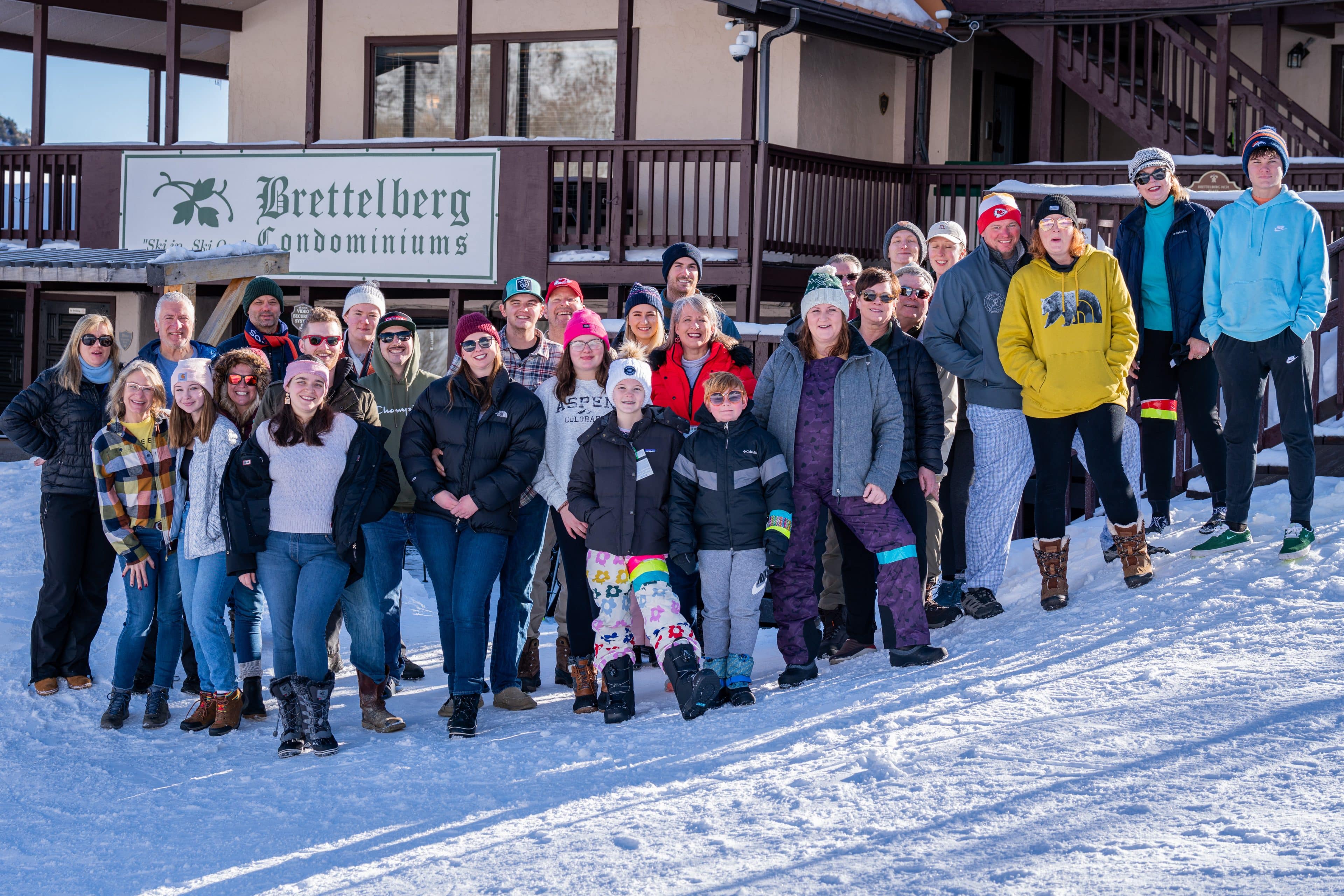 Generations of families gathered together at Brettelberg